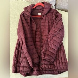 Levi’s hooded packable puffer jacket